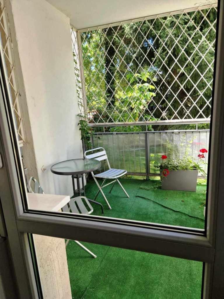 Great Apart Imielin Varşovia Exterior foto